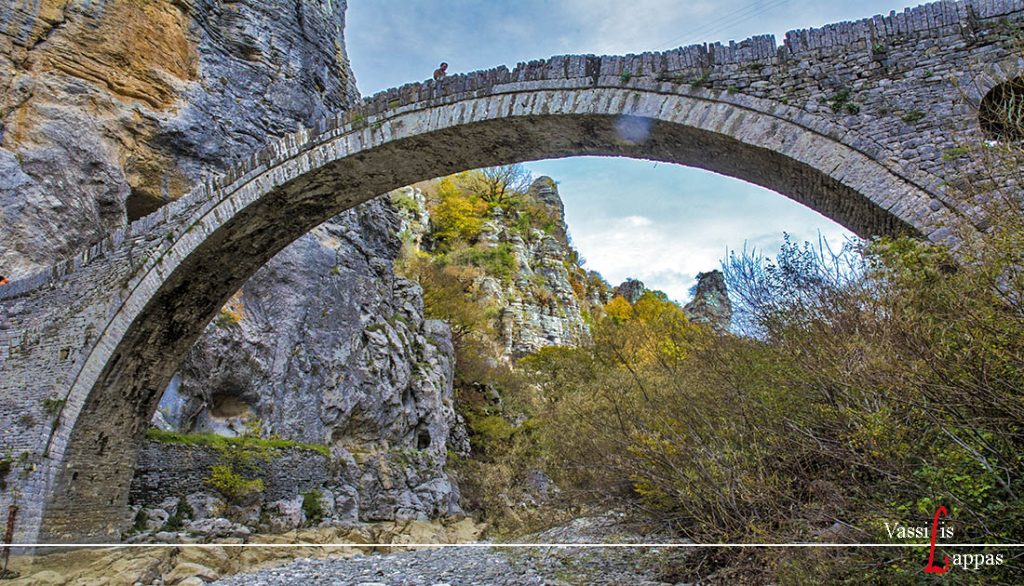 Stone-bridge-of-Kokkoro-or-Nutsu-Vassilis-Lappas-Photography